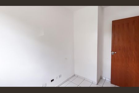 Casa para alugar com 80m², 3 quartos e 2 vagasQuarto 2