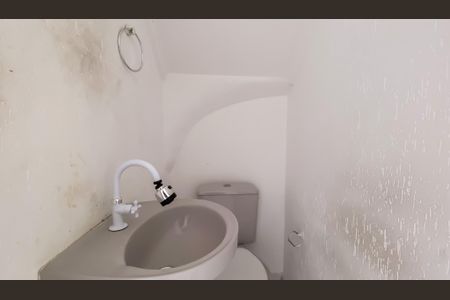 Casa para alugar com 80m², 3 quartos e 2 vagasLavabo