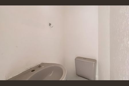 Lavabo de casa para alugar com 3 quartos, 110m² em Jardim Fernandes, São Paulo