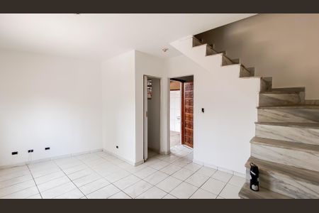 Sala de casa para alugar com 3 quartos, 110m² em Jardim Fernandes, São Paulo