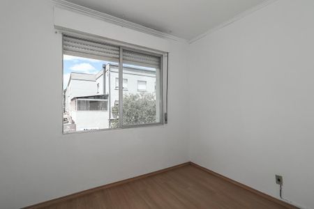 Quarto 2 de apartamento para alugar com 2 quartos, 53m² em São Sebastião, Porto Alegre