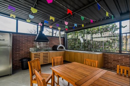 Apartamento para alugar com 68m², 2 quartos e 1 vaga Apartamento para alugar com 68m², 2 quartos e 1 vagaÁrea comum - Churrasqueira