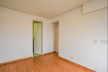 Apartamento para alugar com 68m², 2 quartos e 1 vaga Apartamento para alugar com 68m², 2 quartos e 1 vagaQuarto Suíte