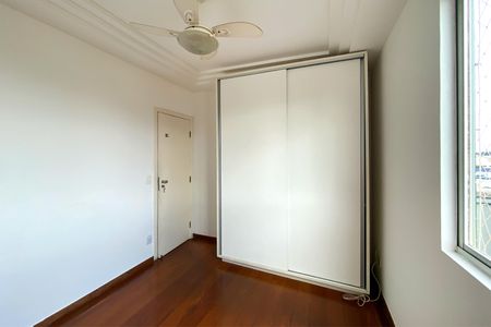 Apartamento à venda com 184m², 3 quartos e 3 vagas Apartamento à venda com 184m², 3 quartos e 3 vagasSuite 1