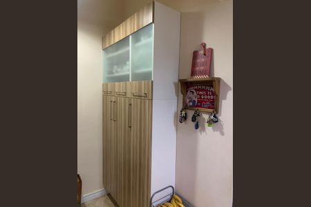 Casa à venda com 253m², 4 quartos e 2 vagasCozinha