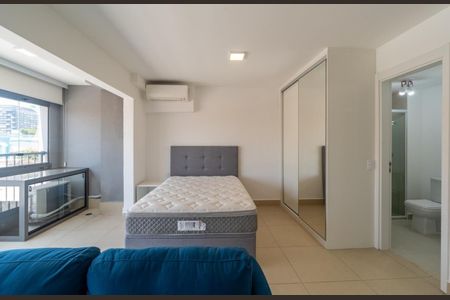 Studio à venda com 38m², 1 quarto e sem vaga Studio à venda com 38m², 1 quarto e sem vagaFoto 08
