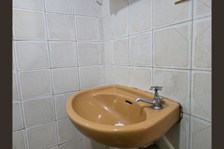 Studio à venda com 32m², 1 quarto e sem vaga Studio à venda com 32m², 1 quarto e sem vagaBanheiro Social