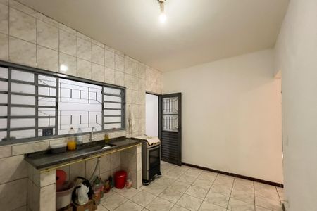 Casa para alugar com 85m², 2 quartos e 3 vagasCozinha