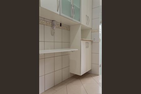 Apartamento para alugar com 67m², 2 quartos e 1 vagaCozinha