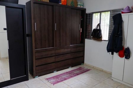 Quarto 1 de casa para alugar com 6 quartos, 80m² em Padroeira 1, Osasco