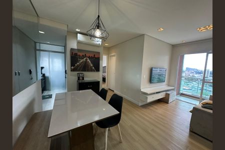 Apartamento à venda com 62m², 2 quartos e 1 vagaSala