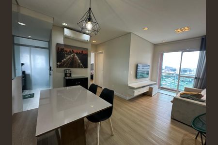 Apartamento à venda com 62m², 2 quartos e 1 vagaSala