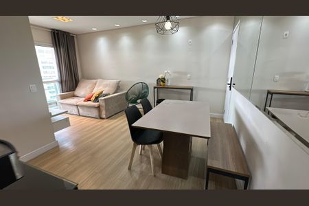 Sala de apartamento à venda com 2 quartos, 62m² em Bethaville I, Barueri