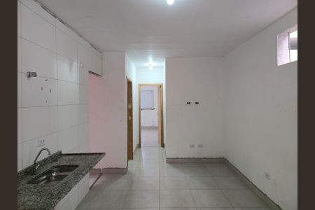 Apartamento para alugar com 32m², 2 quartos e sem vaga Apartamento para alugar com 32m², 2 quartos e sem vagaSala e Cozinha integrada