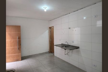 Apartamento para alugar com 32m², 2 quartos e sem vaga Apartamento para alugar com 32m², 2 quartos e sem vagaSala e Cozinha integrada