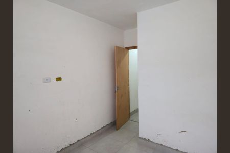Quarto 01 de apartamento para alugar com 2 quartos, 32m² em Jardim Sao Luis (zona Norte), Guarulhos