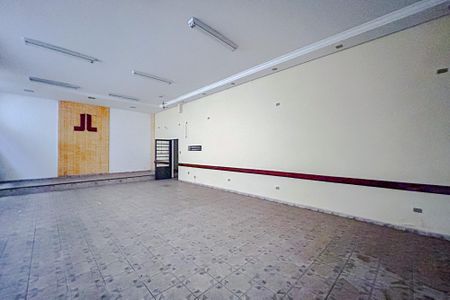 Casa para alugar com 360m², 3 quartos e 2 vagasSalão