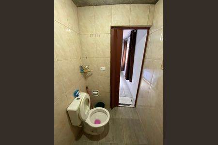 Casa para alugar com 252m², 3 quartos e 2 vagasBanheiro 1