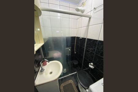 Casa para alugar com 252m², 3 quartos e 2 vagasBanheiro 2