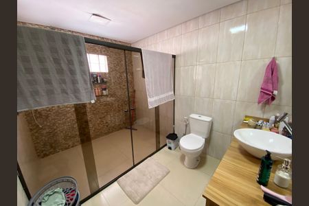Casa para alugar com 252m², 3 quartos e 2 vagasBanheiro 3