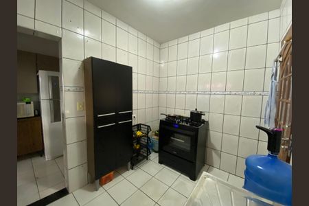Casa para alugar com 252m², 3 quartos e 2 vagasCozinha 1