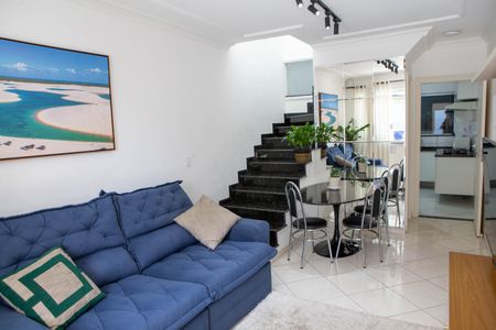 Sala de casa à venda com 2 quartos, 90m² em Vila Albano, São Paulo
