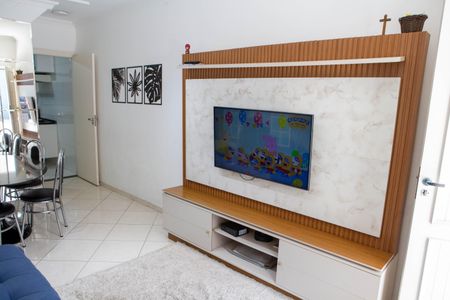 Sala de casa à venda com 2 quartos, 90m² em Vila Albano, São Paulo