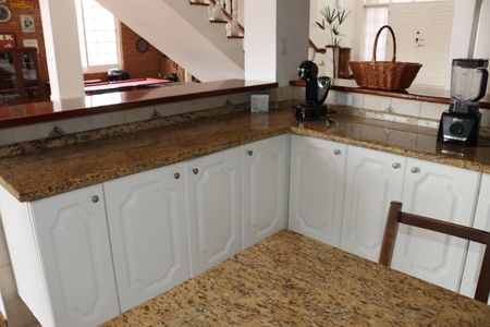 Casa de condomínio para alugar com 780m², 8 quartos e 8 vagasCozinha