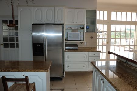 Casa de condomínio para alugar com 780m², 8 quartos e 8 vagasCozinha