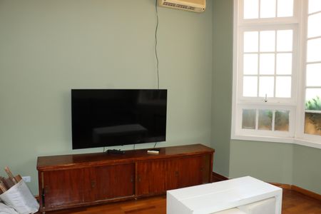 Casa de condomínio para alugar com 780m², 8 quartos e 8 vagasSala 2