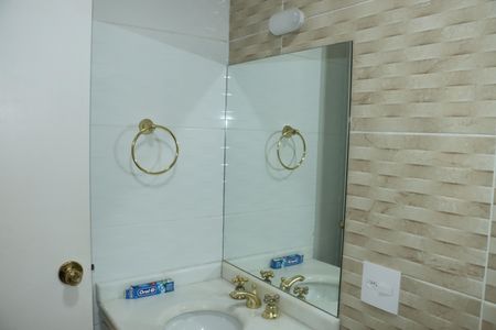 Casa de condomínio para alugar com 780m², 8 quartos e 8 vagasBanheiro Suíte 4