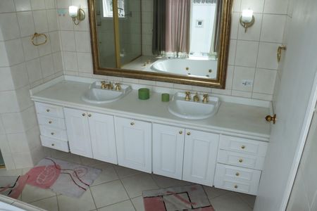 Casa de condomínio para alugar com 780m², 8 quartos e 8 vagasBanheiro Suíte 1