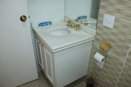 Casa de condomínio para alugar com 780m², 8 quartos e 8 vagasBanheiro Suíte 4