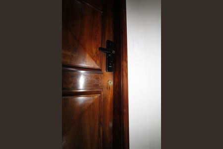 Apartamento à venda com 248m², 4 quartos e 2 vagasfechadura 