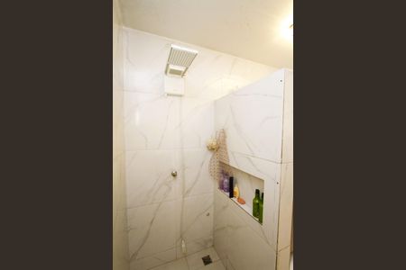 Apartamento à venda com 248m², 4 quartos e 2 vagasBanheiro da Suíte