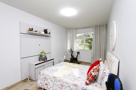 Apartamento à venda com 248m², 4 quartos e 2 vagasQuarto 4