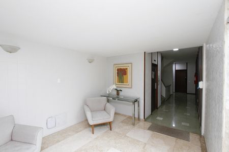 Apartamento à venda com 248m², 4 quartos e 2 vagasHall de entrada