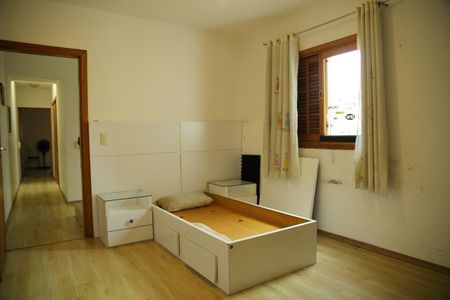 Casa à venda com 220m², 3 quartos e 2 vagasSuíte 1 