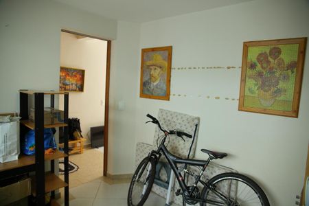 Casa à venda com 220m², 3 quartos e 2 vagasEscritório 