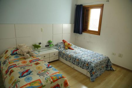 Casa à venda com 220m², 3 quartos e 2 vagas Suíte 3