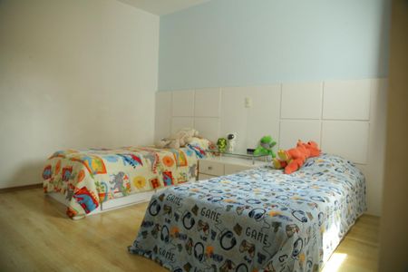Casa à venda com 220m², 3 quartos e 2 vagas Suíte 3