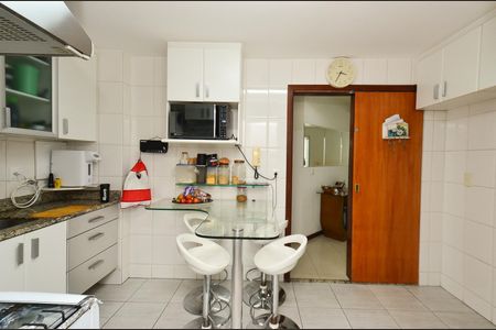 Apartamento à venda com 147m², 3 quartos e 2 vagasCozinha