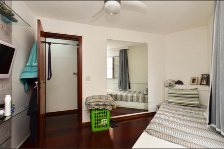 Apartamento à venda com 147m², 3 quartos e 2 vagasQuarto 1