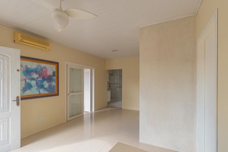 Casa para alugar com 93m², 3 quartos e 2 vagasSala