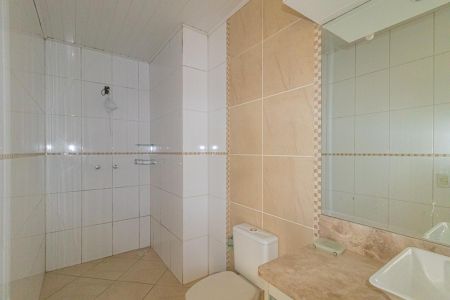 Casa para alugar com 93m², 3 quartos e 2 vagasBanheiro social