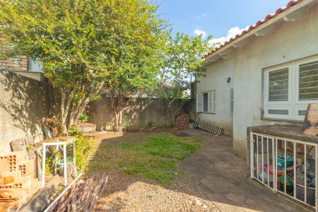 Casa para alugar com 93m², 3 quartos e 2 vagasQuintal