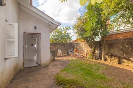 Casa para alugar com 93m², 3 quartos e 2 vagasQuintal