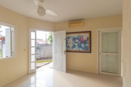 Casa para alugar com 93m², 3 quartos e 2 vagasSala