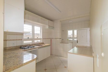 Casa para alugar com 93m², 3 quartos e 2 vagasCozinha