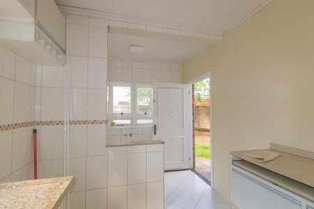 Casa para alugar com 93m², 3 quartos e 2 vagasCozinha